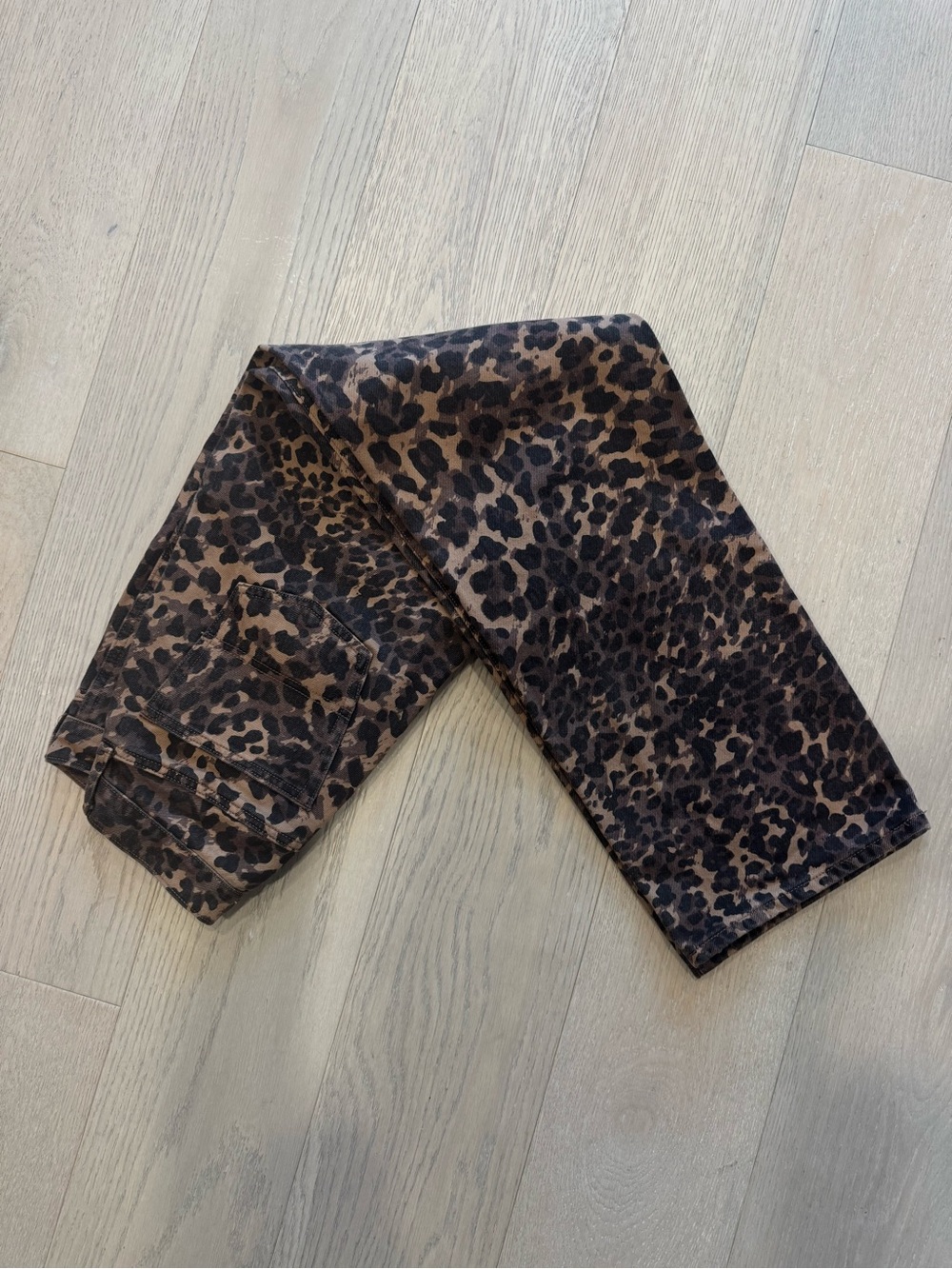 Abercrombie & Fitch Leopard Print Brown & Black Women's Jeans - NWOT - Size 26R